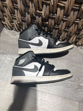 Jordan Kids' High-Top Sneakers in Black, White, and Gray
